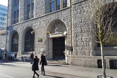 Eingang zur Gravita im Postgebäude in St.Gallen